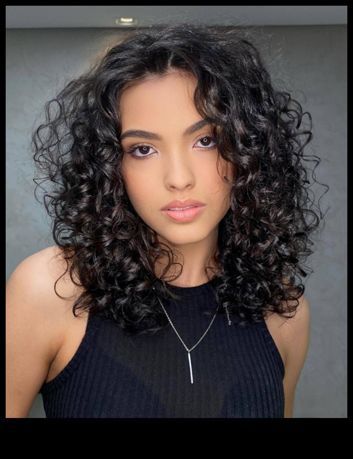 Viļņota simfonija. Ceļvedis valdzinošu cirtu izveidošanai 3 Viļņotā simfonija: cirtas saskaņošana valdzinošiem stiliem