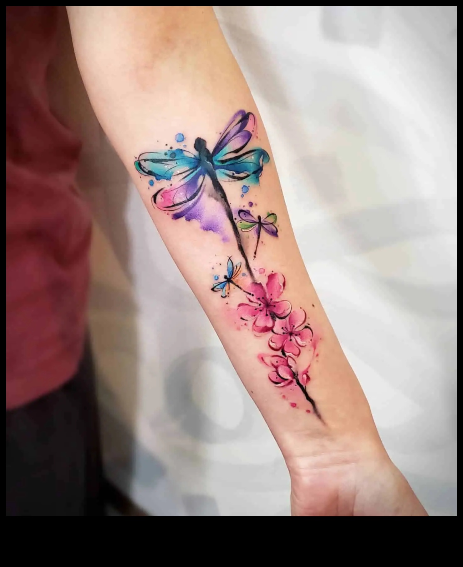 Cherry Blossom Dreams: aptveriet japāņu tetovējumu skaistumu