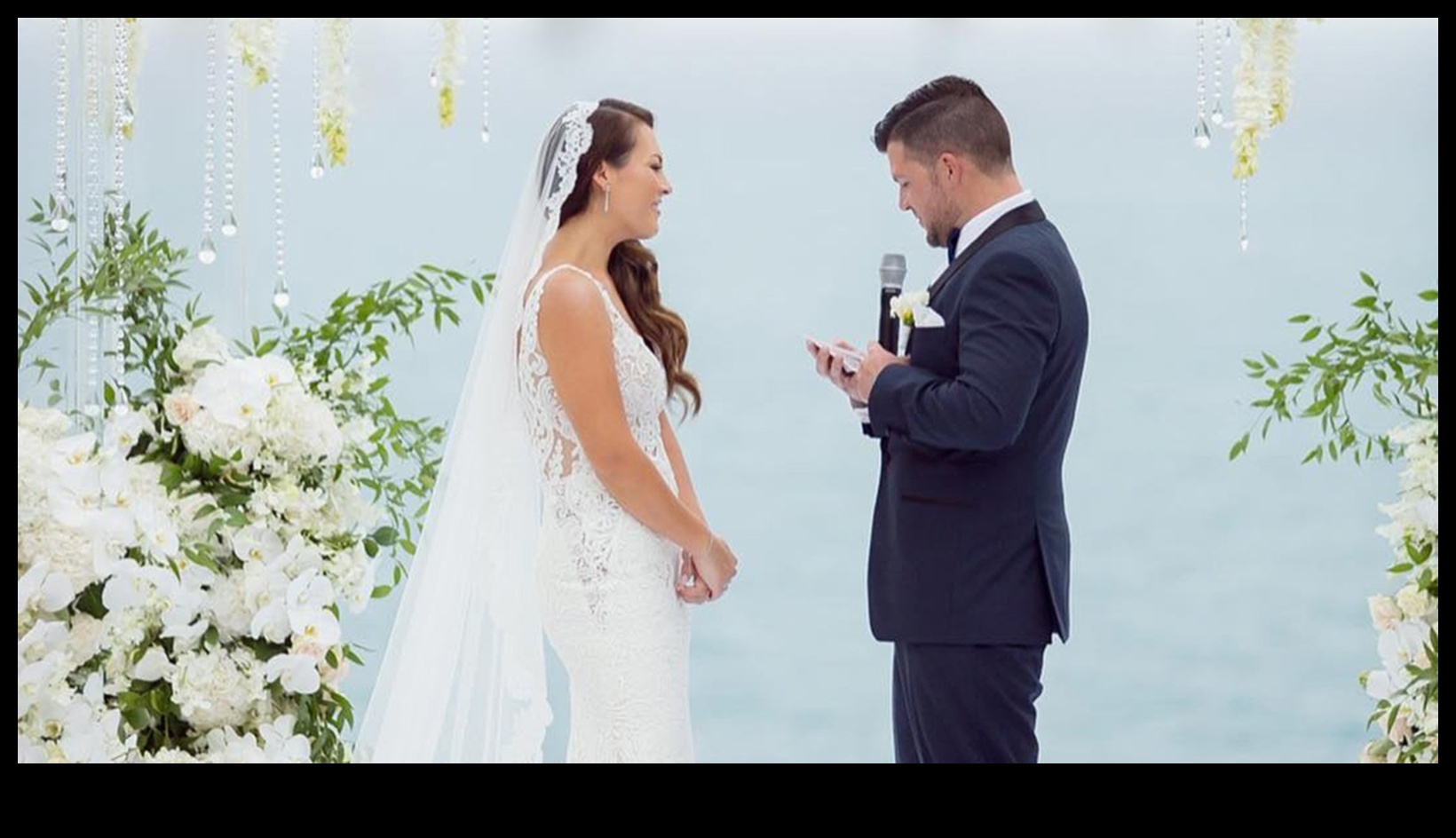 Stilīgi solījumi: līgavaiņa tērpa svētlaime