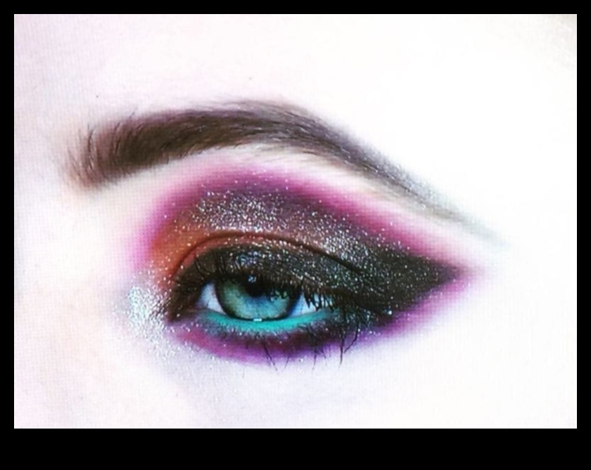 Izpētiet grima mākslinieciskumu ar šīm radošajām otas triepiena tehnikām 5 Māksliniecisko otas triepienu izpēte: uzlabojiet grimu ar radošiem paņēmieniem