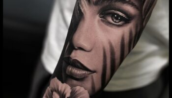 Ārpus rāmja: reālisma tetovējumi, kas tver dzīvi detalizēti