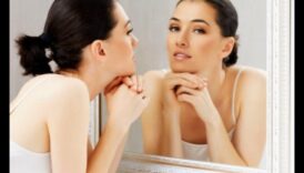 Atzīmējiet savu unikalitāti izmantojot dabīgu kosmētiku 5 Individualitātes svinēšana: dabīgā grima padomi, kā uzlabot savas unikālās īpašības