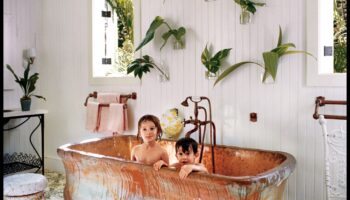 Drošība stilā: eleganti risinājumi jūsu mājas aizsardzībai pret bērniem