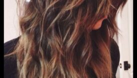 Viļņi un slāņi: veidojiet tekstūru jūsu vidēja garuma matiem